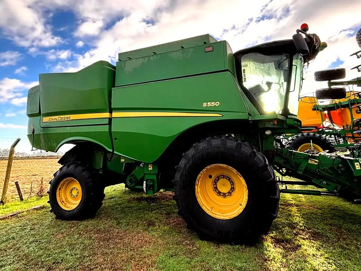 Cosechadora John Deere S550